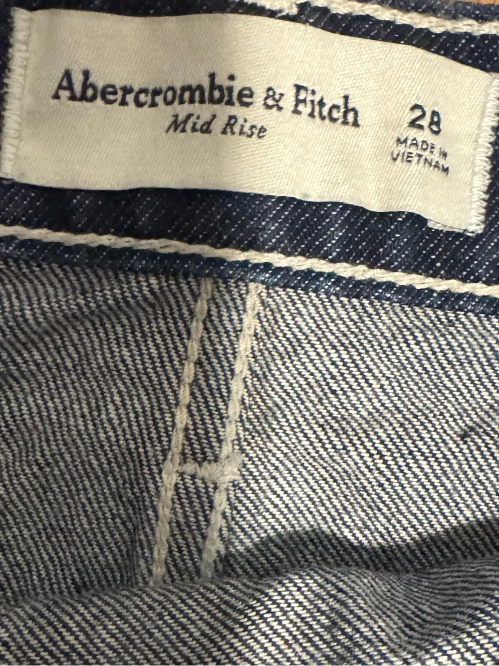 Abercrombie & Fitch Dark Denim Wrap Mini Skirt Contrast Stitch Size 28 NWOT - Picture 4 of 4